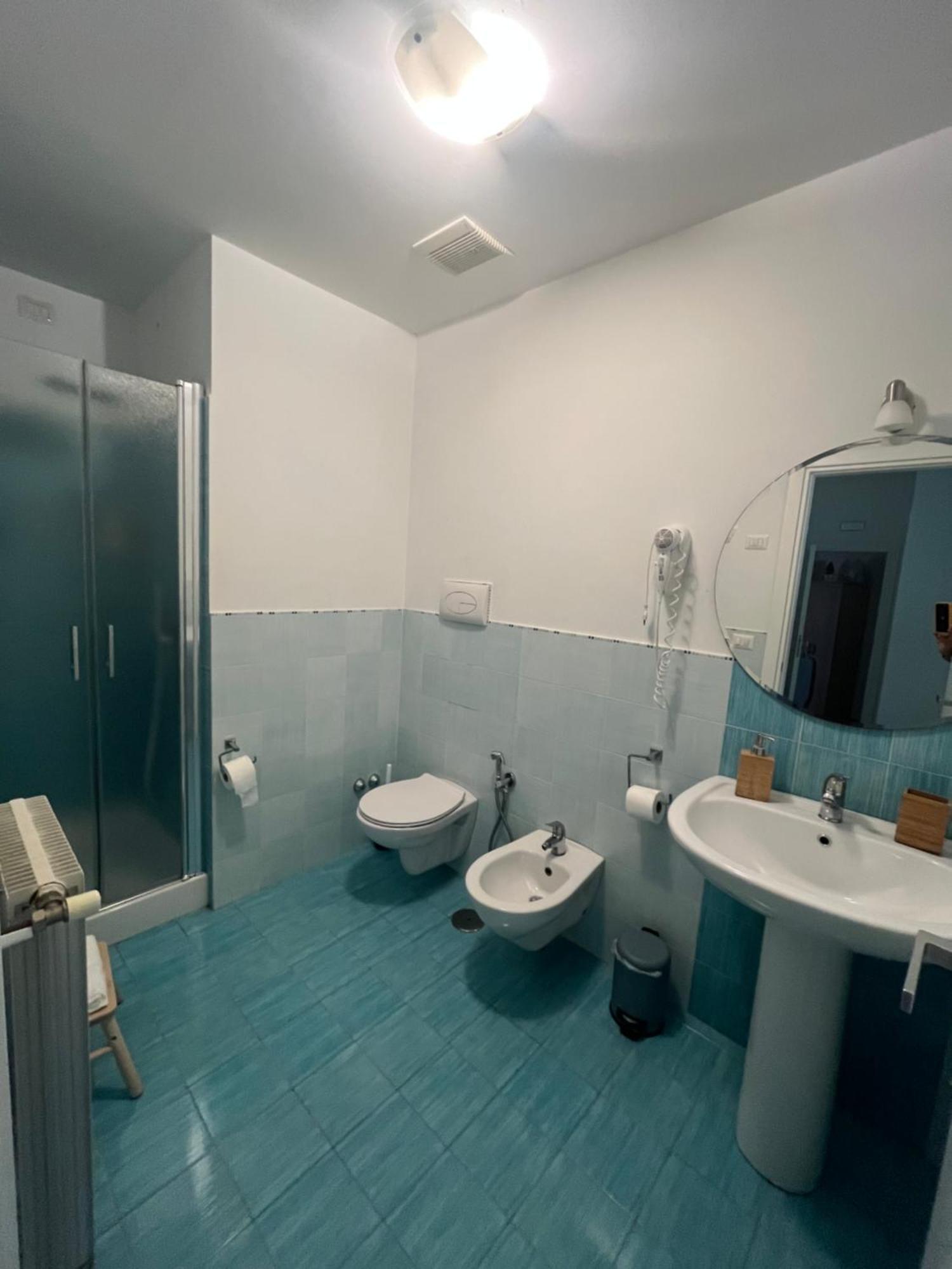 Vomerooms Nápoly Kültér fotó