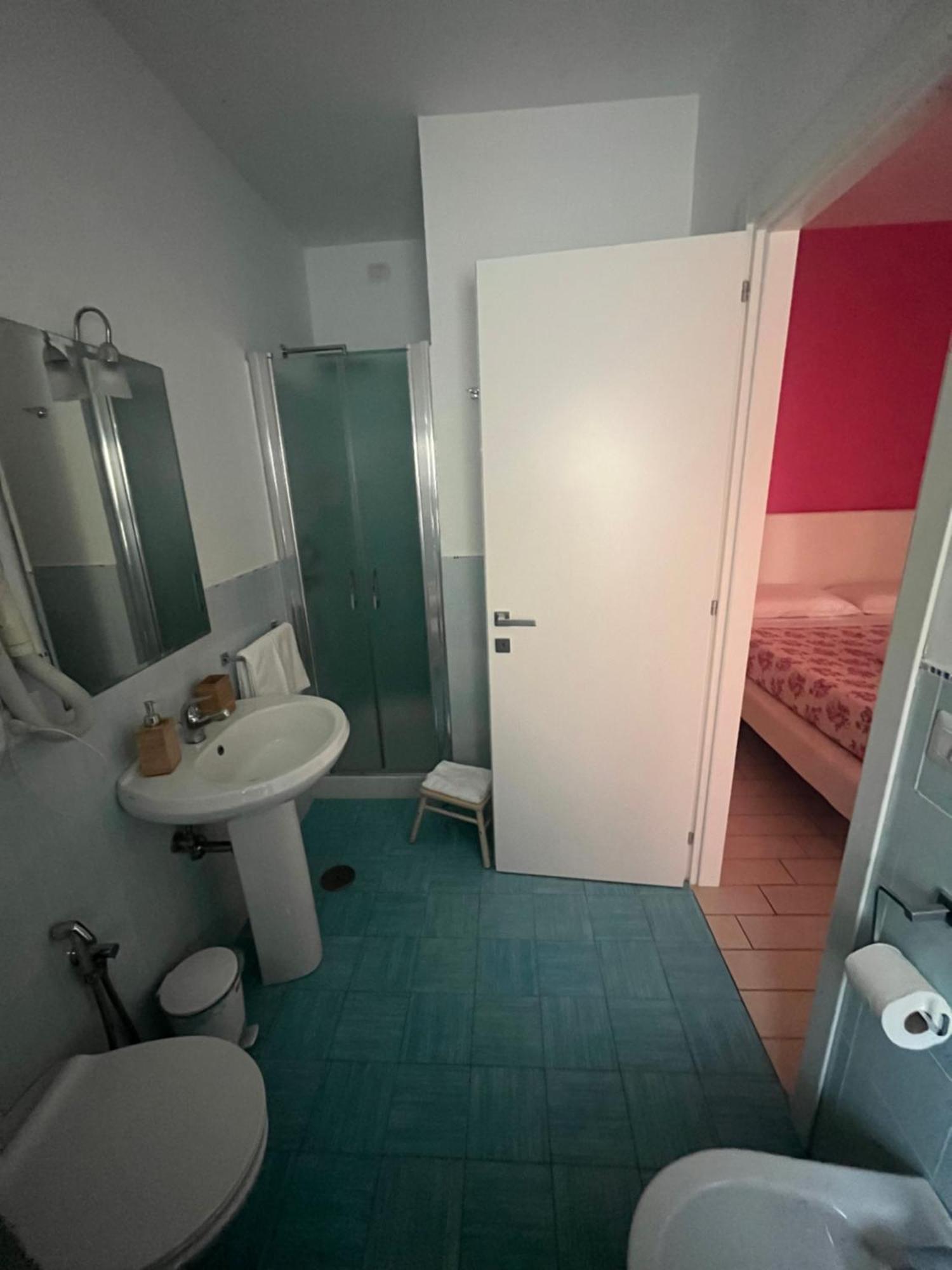 Vomerooms Nápoly Kültér fotó